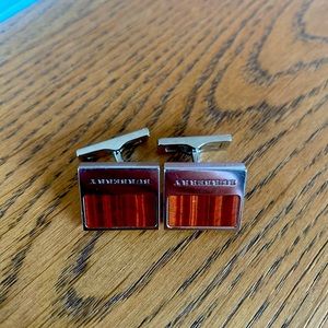 Burberry cuffs links